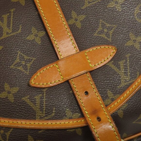 LOUIS VUITTON Authentic Brown Monogram Canvas Shoulder Bag - Picture 13 of 16